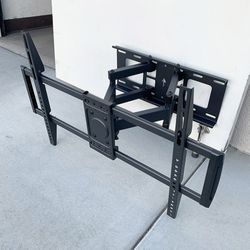 (New) $45 Large Swivel 37-75” TV Wall Mount Bracket, VESA 600x400mm, Max Weight 110 LBS