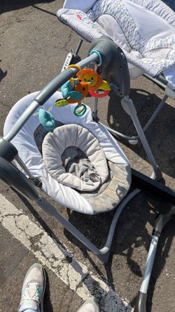 Baby swing