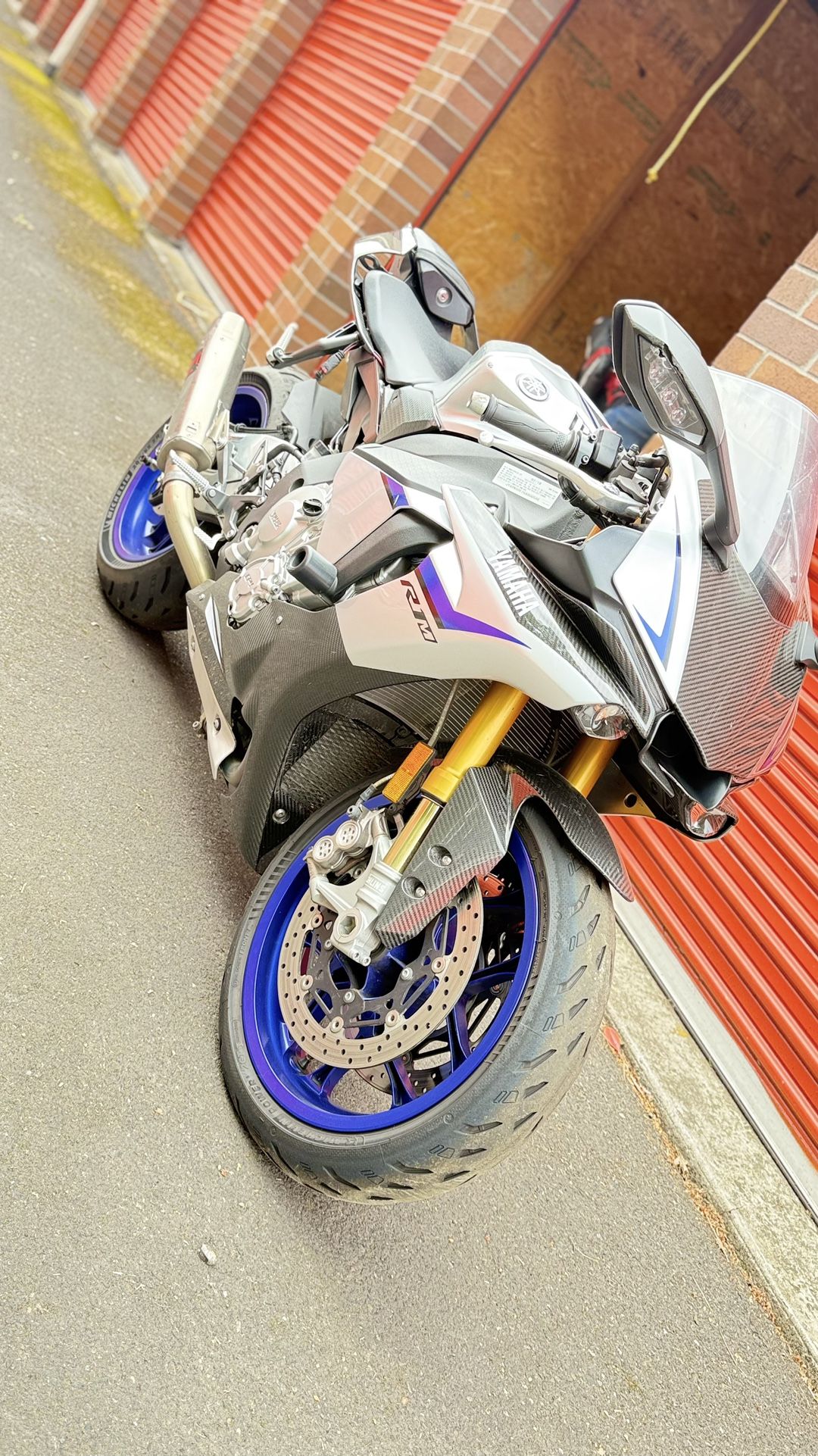 2016 Yamaha R1M