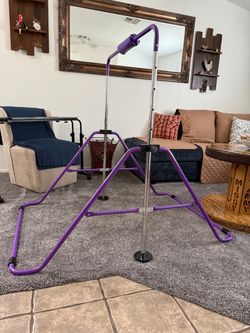 Purple Freestanding Fitness Pull-Up Bar Stand