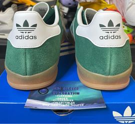 Adidas Gazelle black white gum