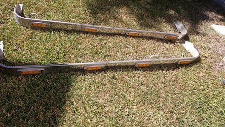 Chrome bars with lights peterbilt Unibilt sleeper