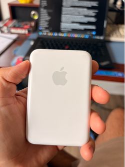 Genuine Apple MagSafe Battery Pack – White