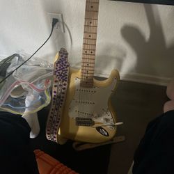 Fender Stratocaster