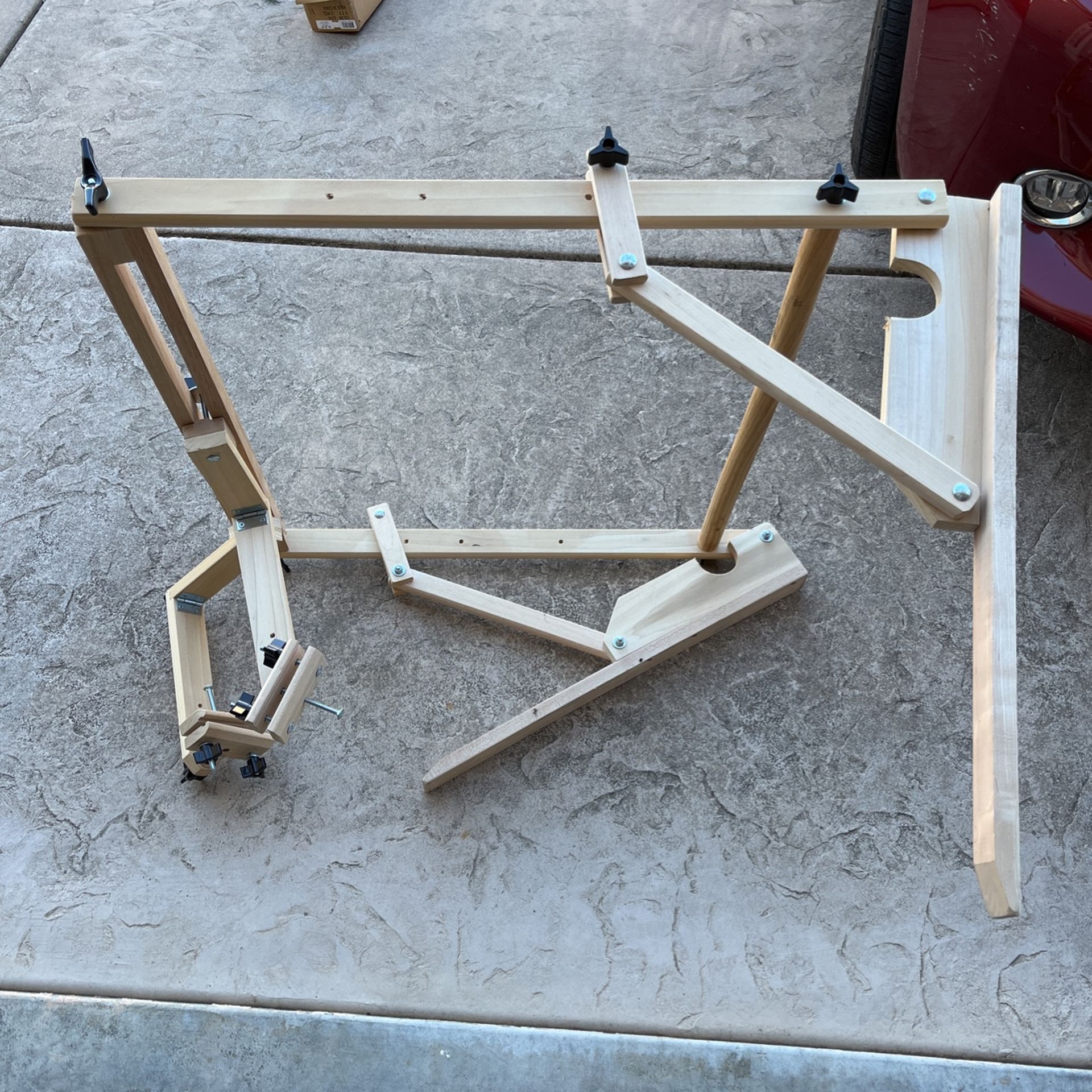 Needlepoint Stitching Frame