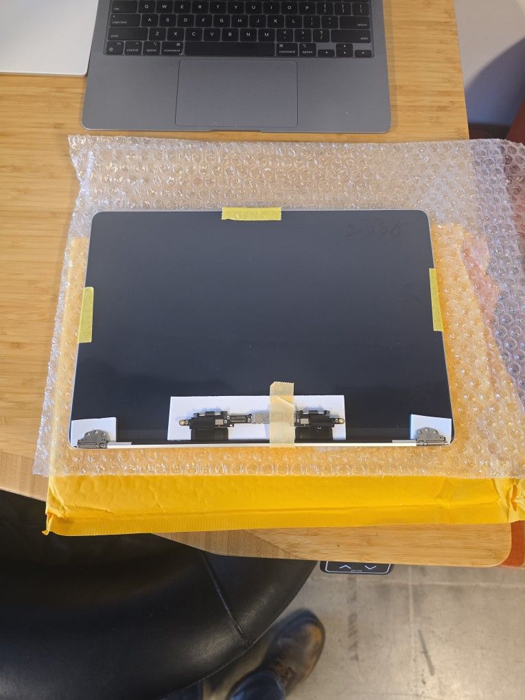 A2338 Apple Replacement LCD Display, Space Gray, For 2020 MacBook Pro 13" M1 Chip (contact info removed)8