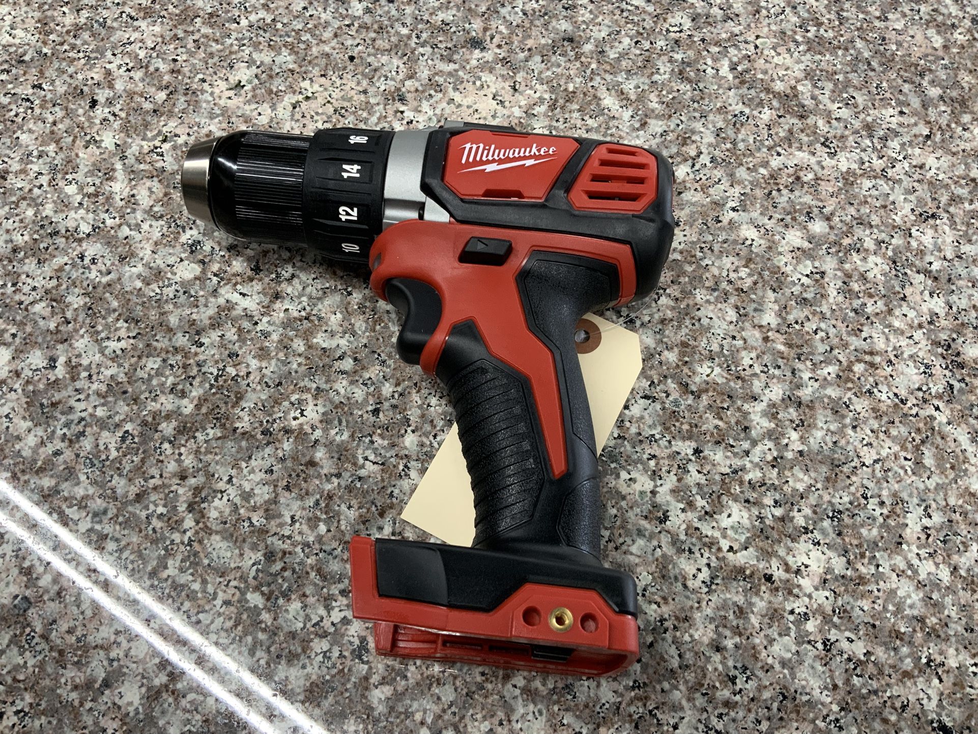 Milwaukee 18v 1/2” Drill/driver