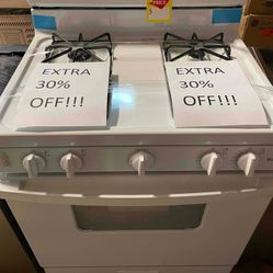 HOTPOINT RGBS330DRWW 30-in 4 Burners 4.8-cu ft Freestanding Gas Range Stove 1P1