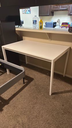 Work Desk
