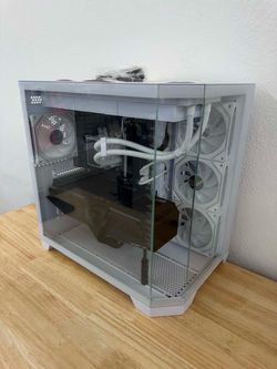 Gaming pc 9070 RTX 32GB RAM 1TB SSD