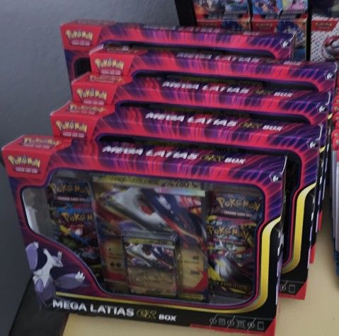 Mega Latias Ex Box