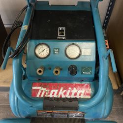MAKITA PORTABLE CORDED COMPRESSOR