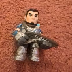 Gears Of War Dominic Santiago Figure