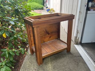 Wooden  aquarium/ terrarium stand with Lower Shelf
