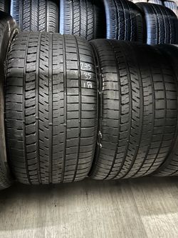 PAIR OF TIRE 275 35 18 GOODYEAR 85% LIFE