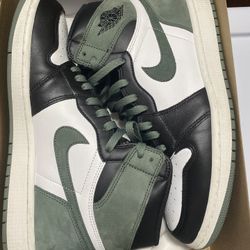 Air Jordan 1 Clay Green Size 12
