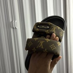 Louis Vuitton Puffer Mules Slides 