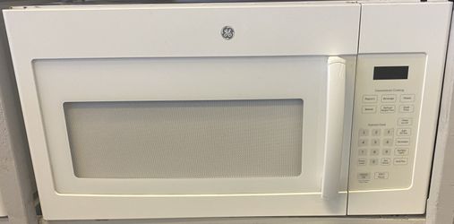 White GE Over The Range Microwave (8-0047)