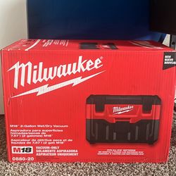 NEW Milwaukee 0880-20 18V Wet/Dry Vacuum Cleaner-Red
