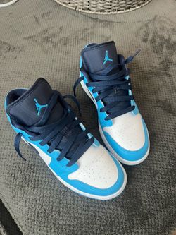 Jordan 1’s (low)