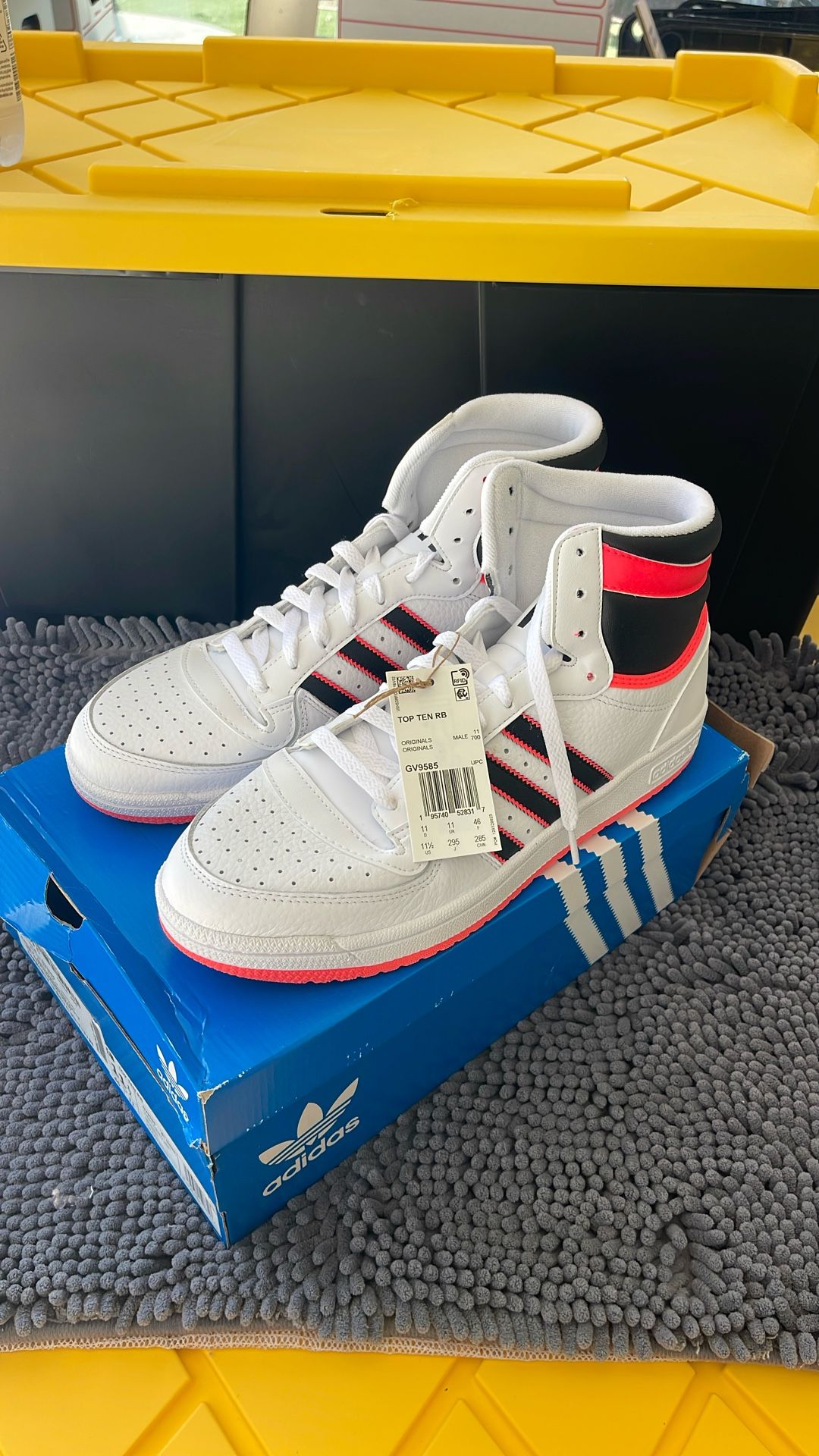 Adidas Top ten RB