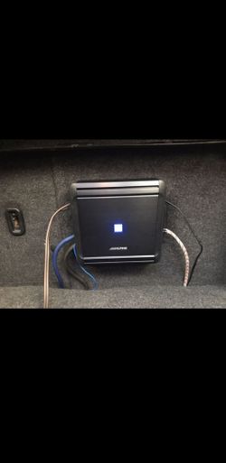 Alpine Mrv-M500 Amplifier