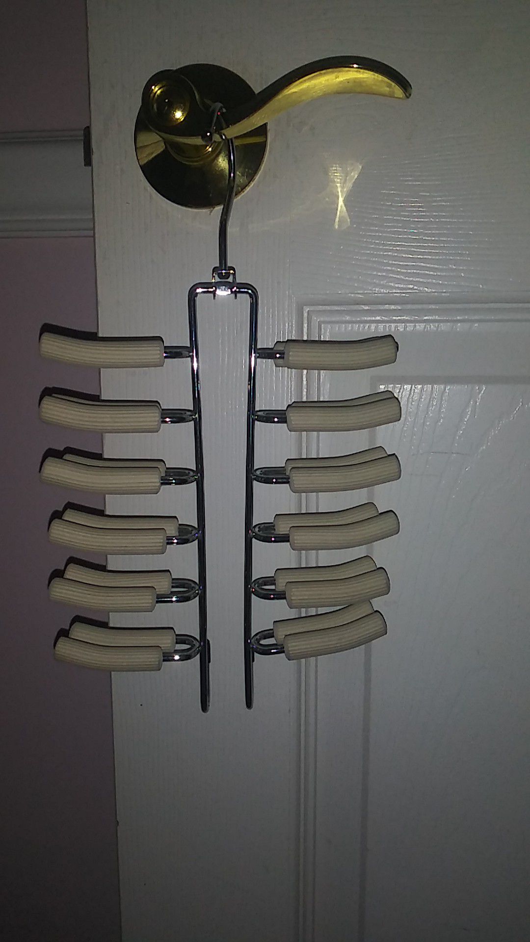 hanging tie rack