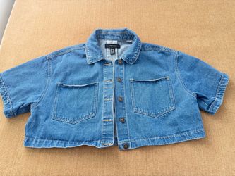 pretty denim blouse