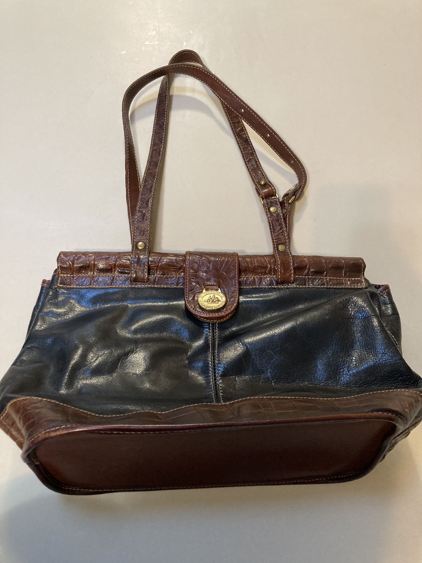 Brahmin Purse Leather Croc Embossed Black Brown