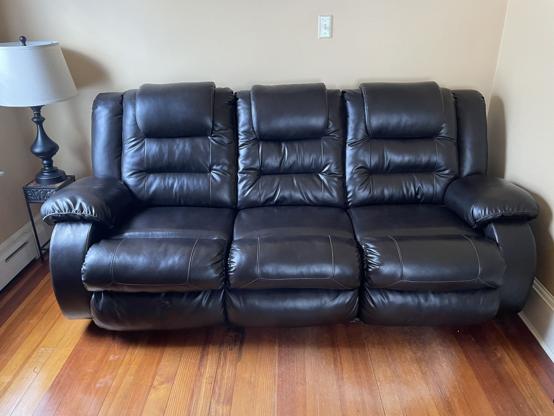 Leather Recliner 