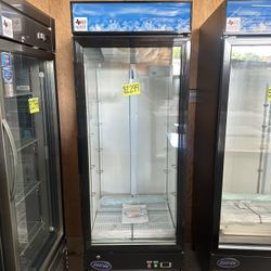 BRAND NEW COMMERCIAL SINGLE DOOR REFRIGERATOR 