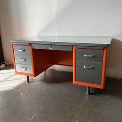 Vintage McDowell & Craig Mid Century Tanker Desk 