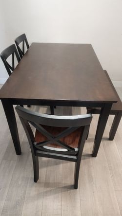 Dining Room Table and Chairs