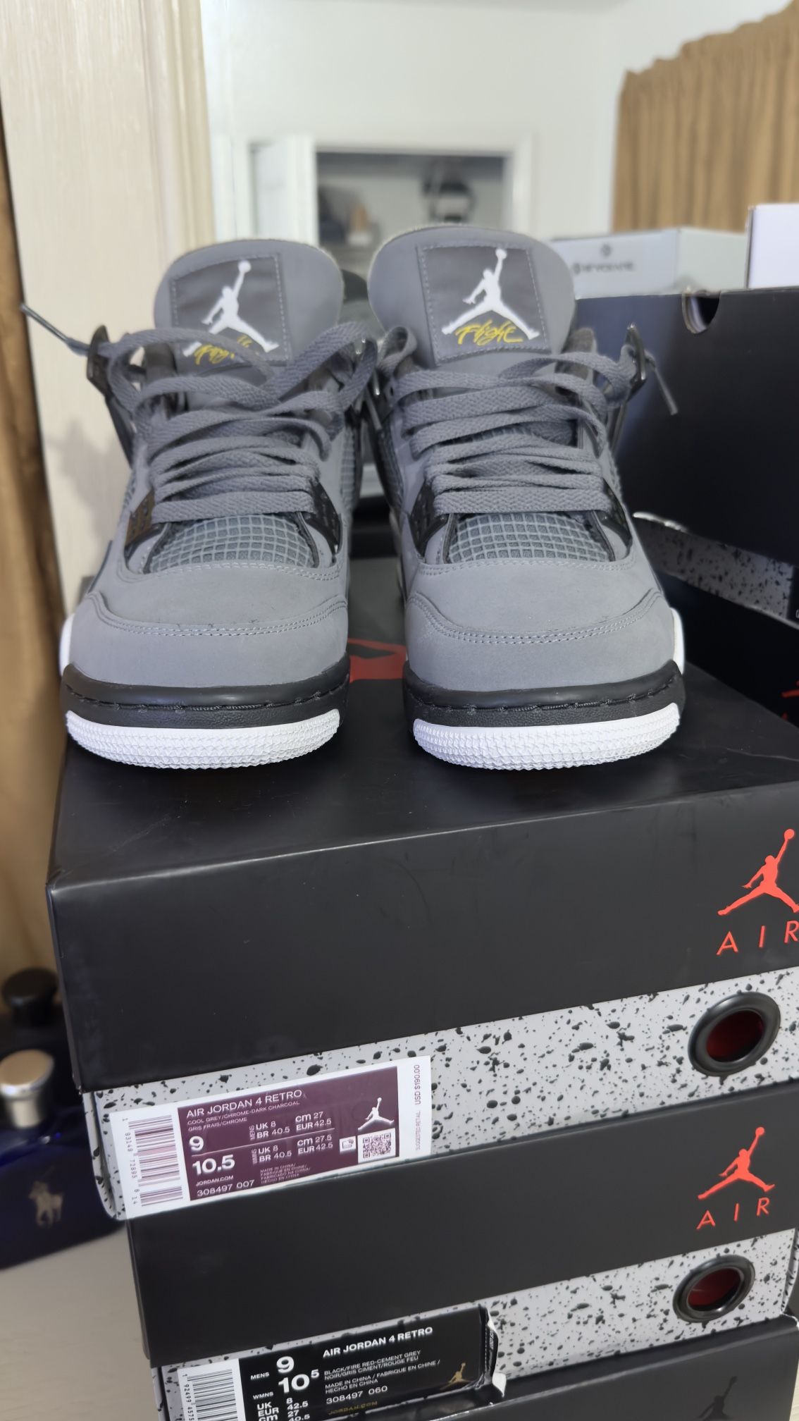 Jordan Retro 4 Cool Grey