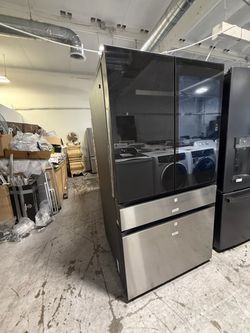Samsung Bespoke 4-Door French Door Refrigerator