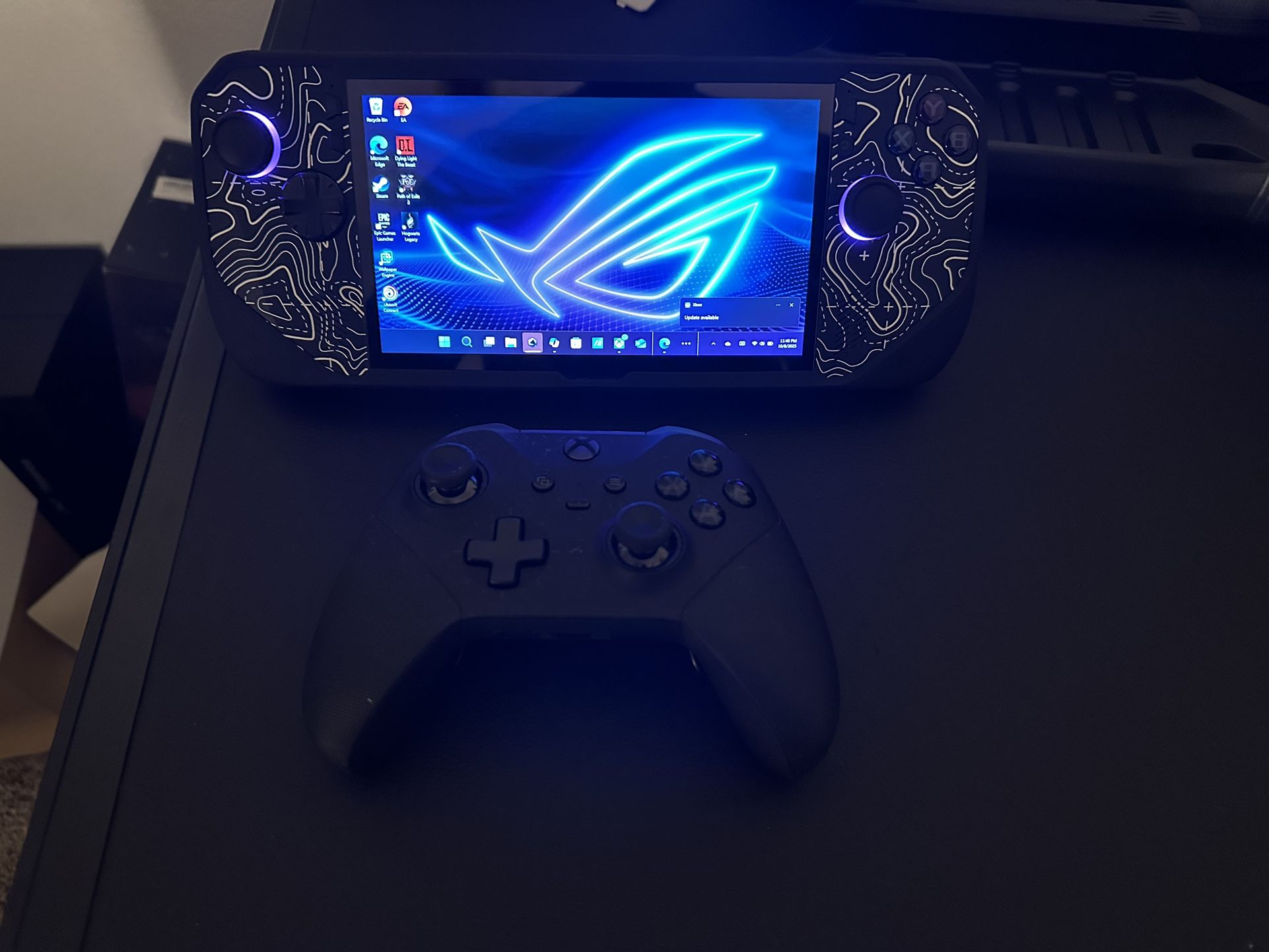 ROG ALLY X Travel Case & Controller Bundle