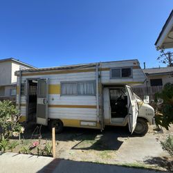 1975 Dodge Sportsman Rv  