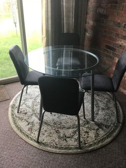 Glass breakfast table