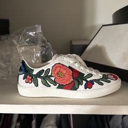 Gucci Woman Shoes 
