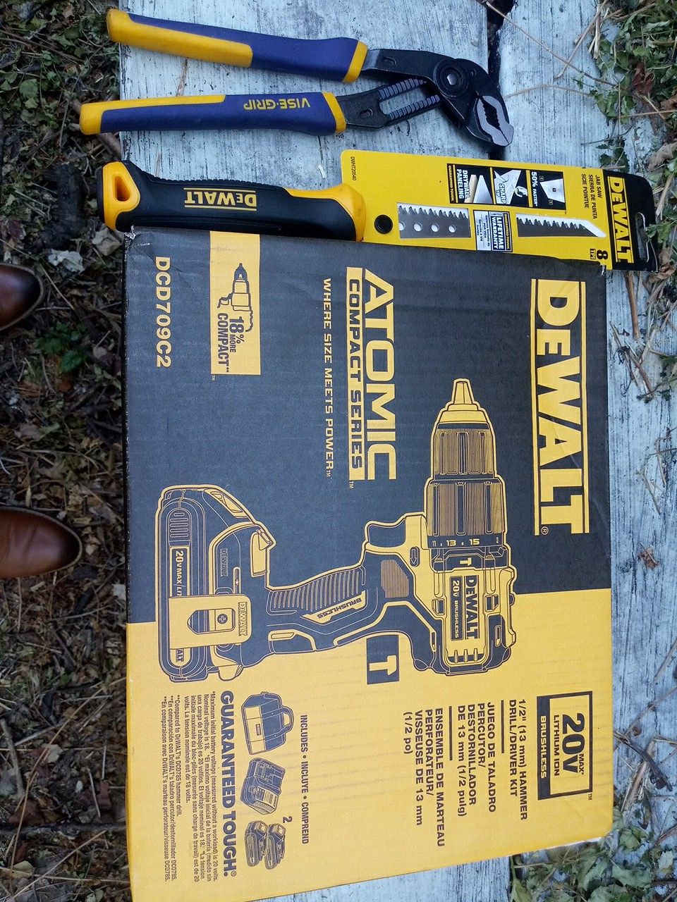 Dewalt 20volt Atomic Compact Series 1/2 Hammer drill with/ Jab Saw/ Vise Grip channel Locks/ Milwaukee "Fastback" Flip knife Set BRAND NEW