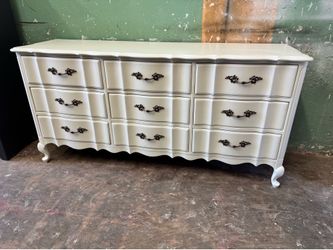 Beautiful Wave Front Dresser