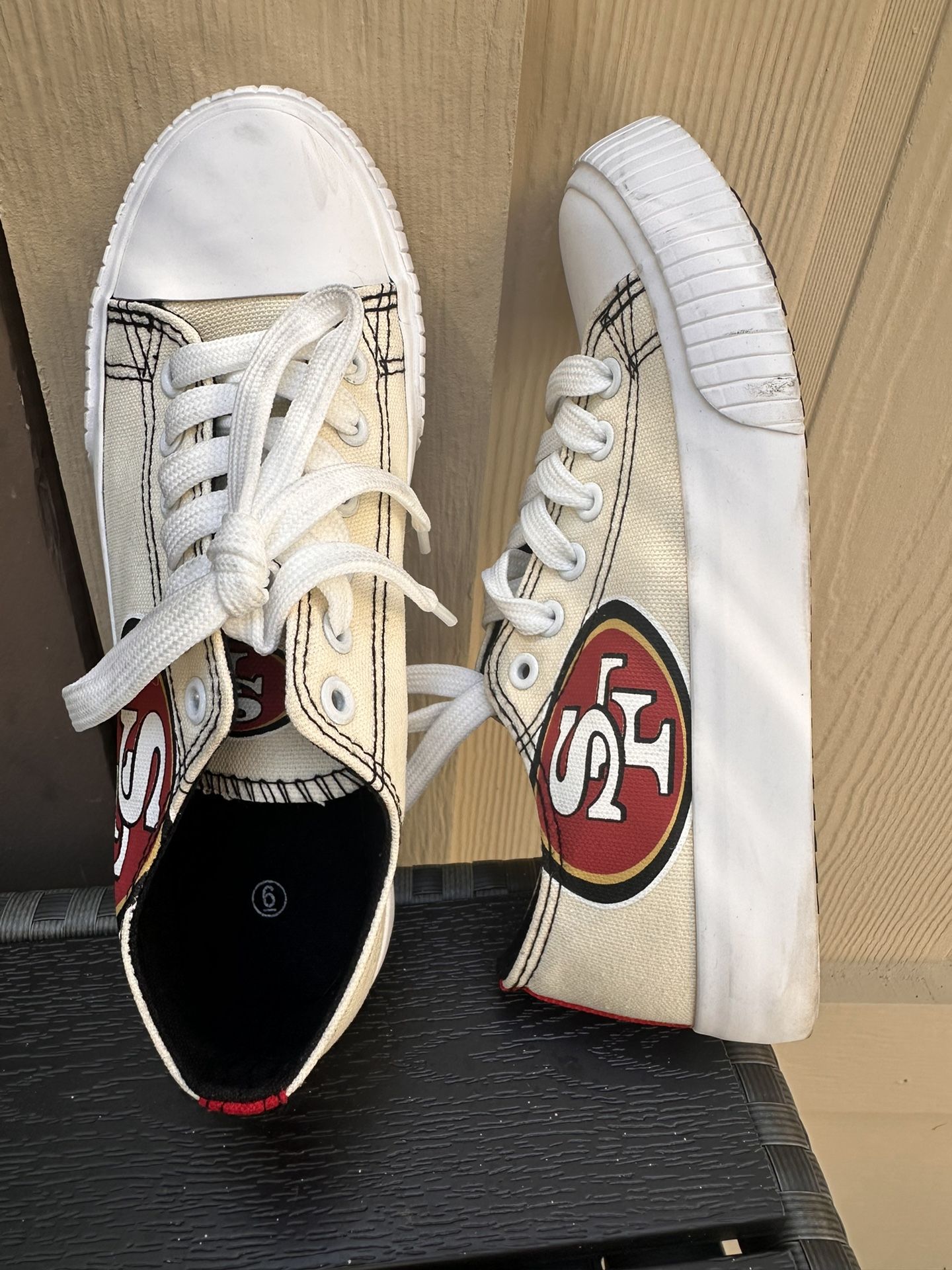 Converse Style Women Shoes (49ers)