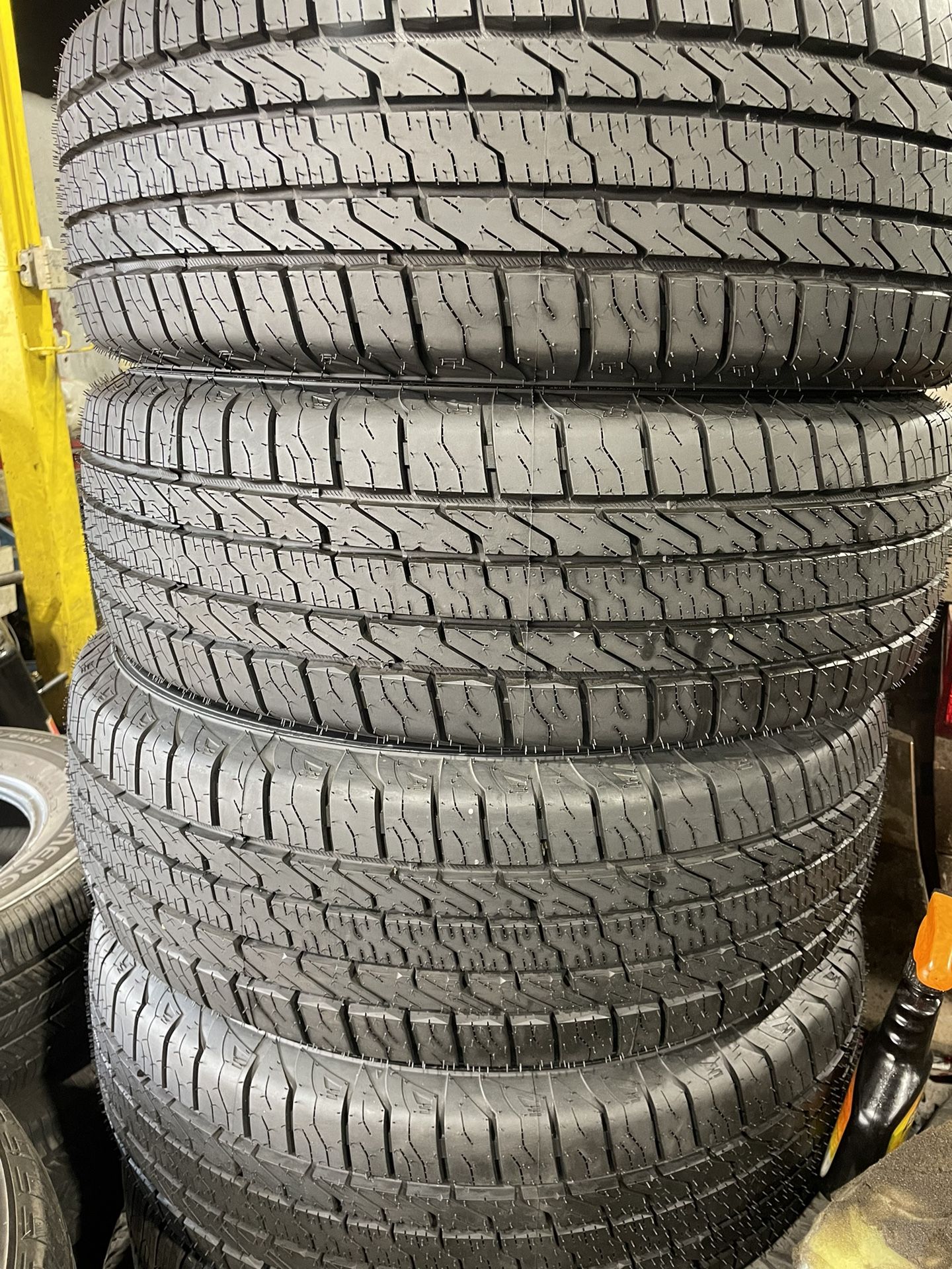 Set Of 4 Brand New Tires all Terrain CORSA ALL TERRAIN Size 265/70R16
