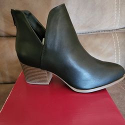 NWT - Black Booties size 5.5