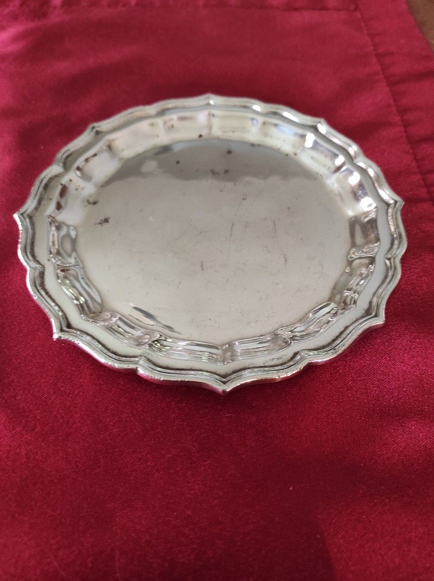 
E.G. WEBSTER & SON Silver Plated 6" Dish.