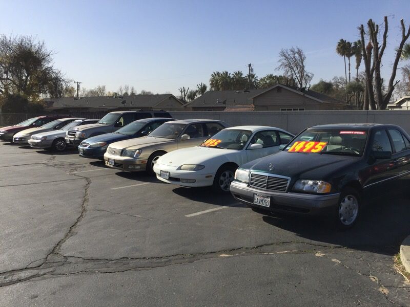 Kenny k auto sales has Cars starting at 1,995 also manager specials for 1495 for Sale in