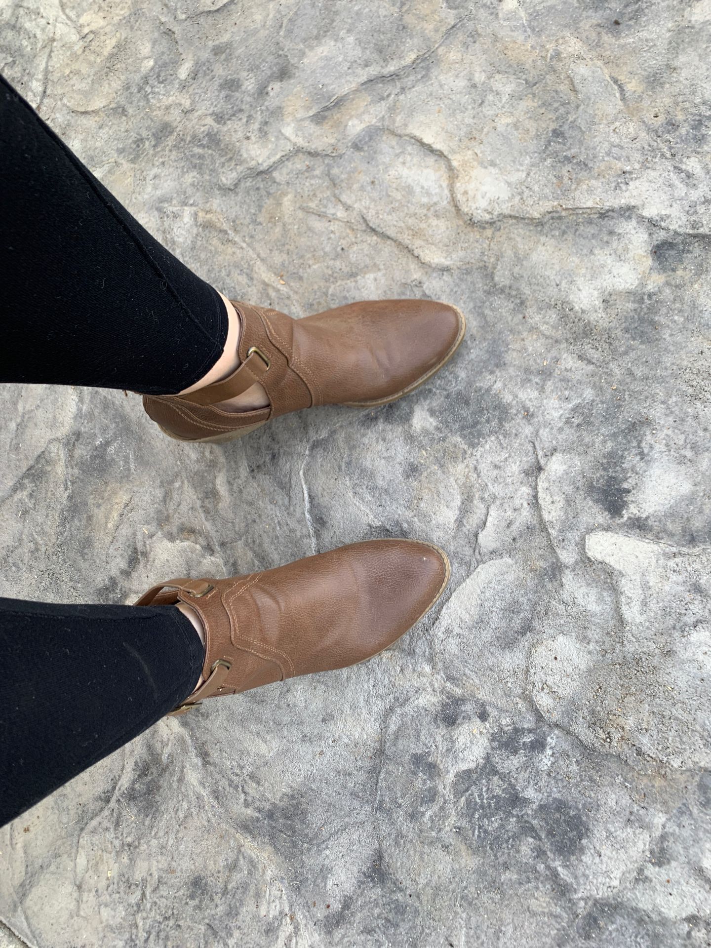 Cute boots with chunky heel