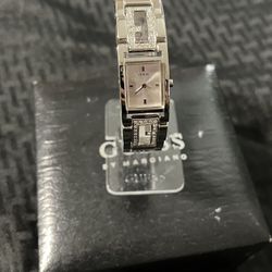 NEW - Guess Analog Stainless Steel Silver Tone Watch 