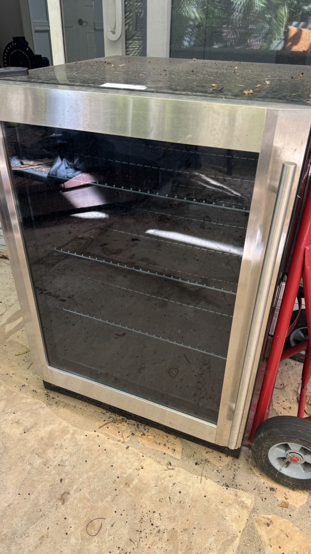 Magic Chef Beverage Fridge