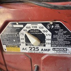 Welder Lincoln  Electric 
